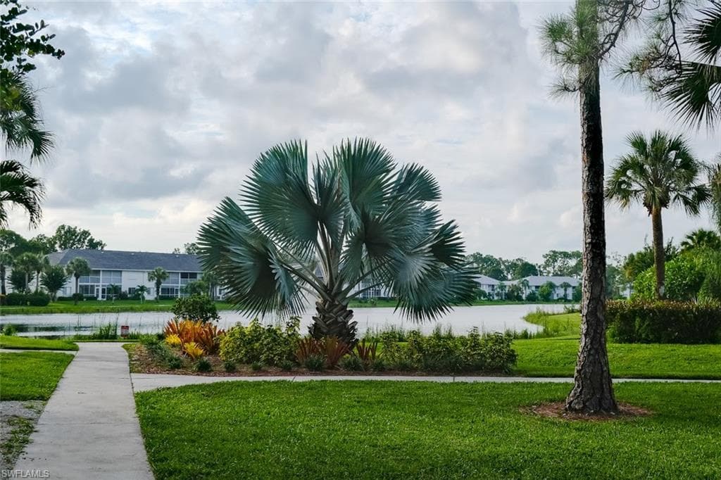 345 Gabriel CIR # 2411, NAPLES FL 34104-10