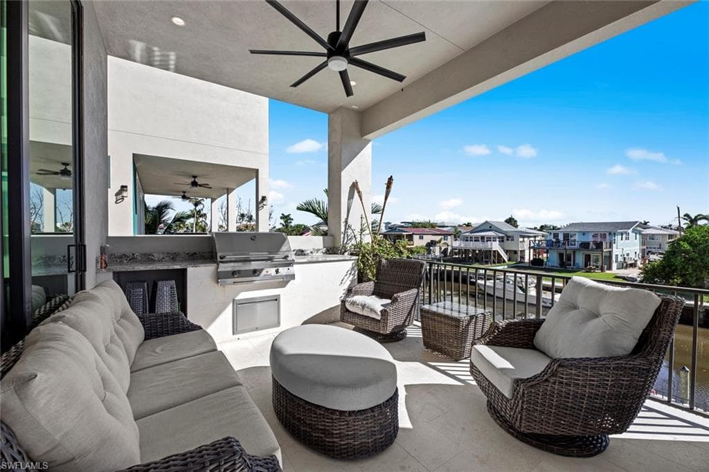 250 Crescent ST, FORT MYERS BEACH FL 33931-15