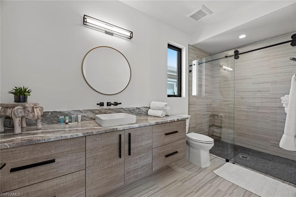 250 Crescent ST, FORT MYERS BEACH FL 33931-31