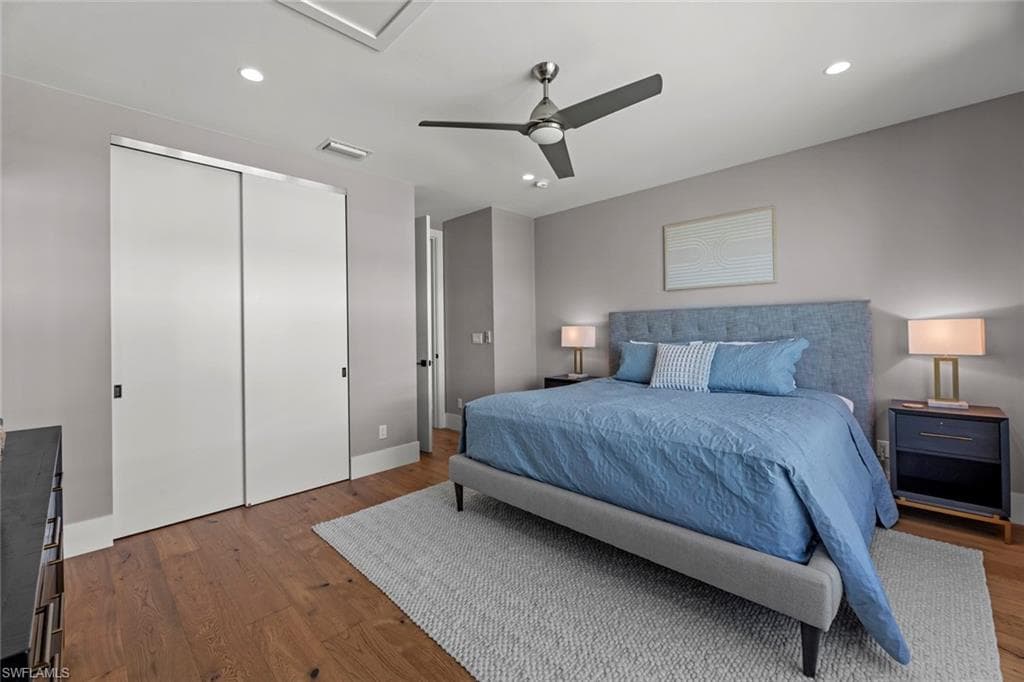 250 Crescent ST, FORT MYERS BEACH FL 33931-30