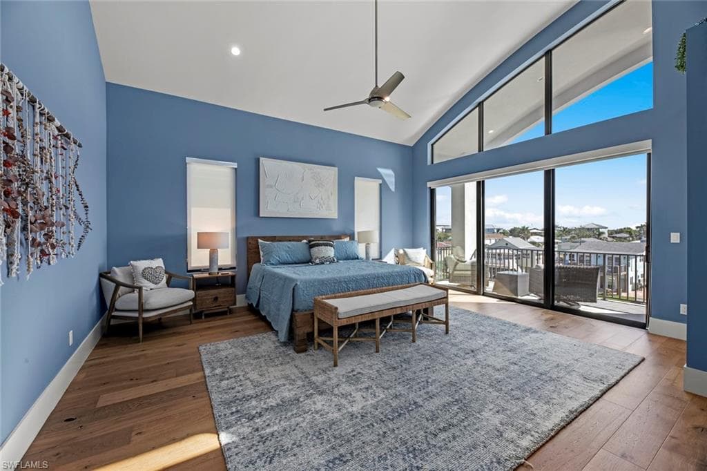 250 Crescent ST, FORT MYERS BEACH FL 33931-20