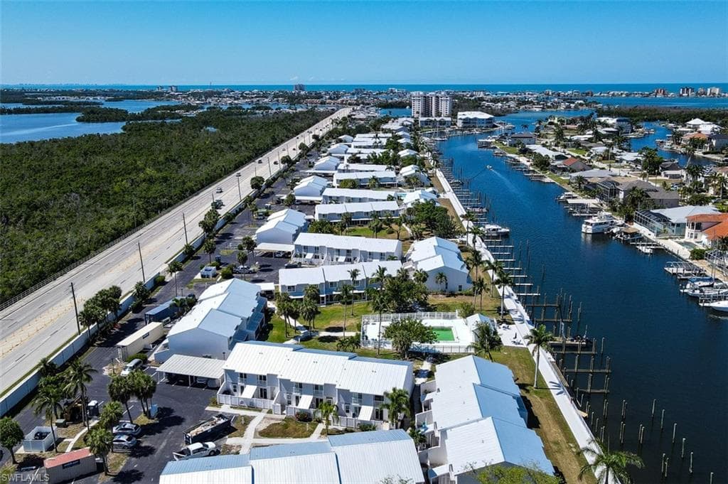 18006 San Carlos BLVD # 17, FORT MYERS BEACH FL 33931-39