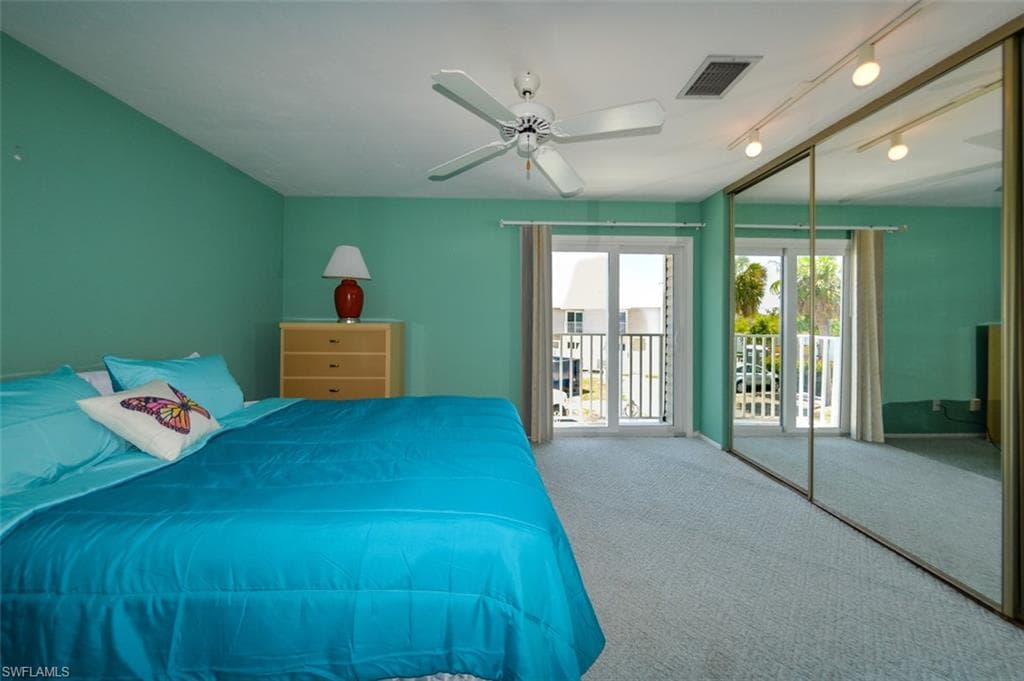 18006 San Carlos BLVD # 17, FORT MYERS BEACH FL 33931-24