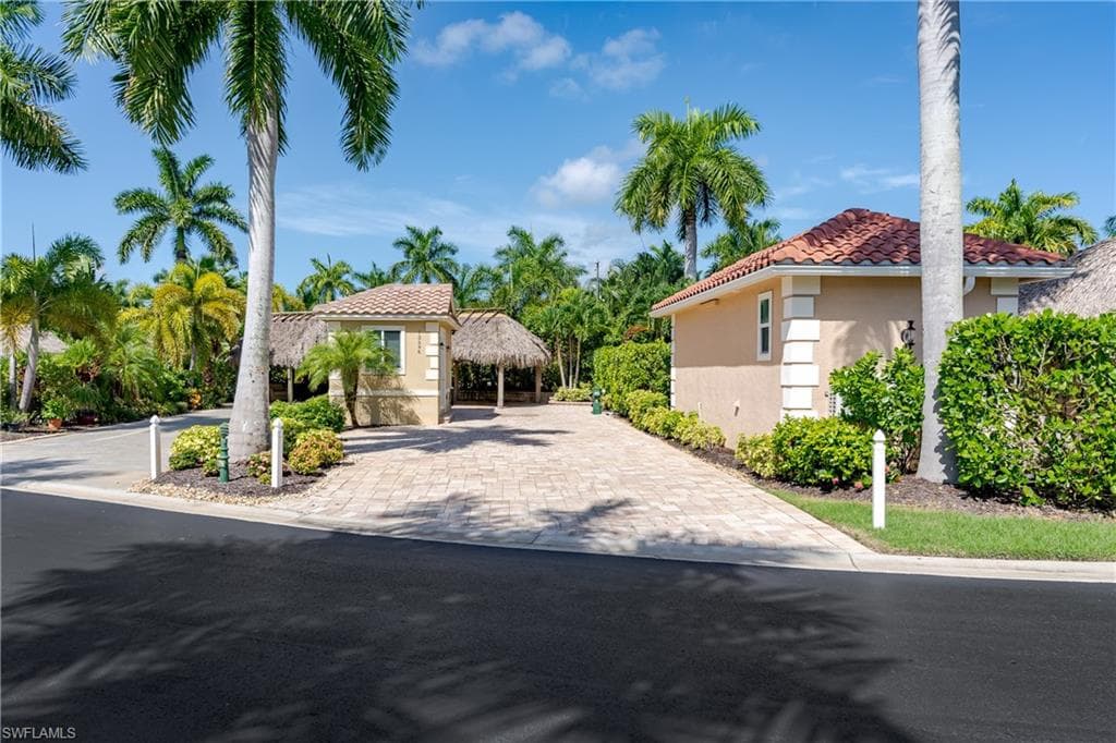 13596 Snook CIR, NAPLES FL 34114-1