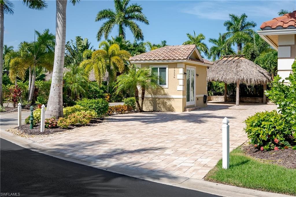 13596 Snook CIR, NAPLES FL 34114-2