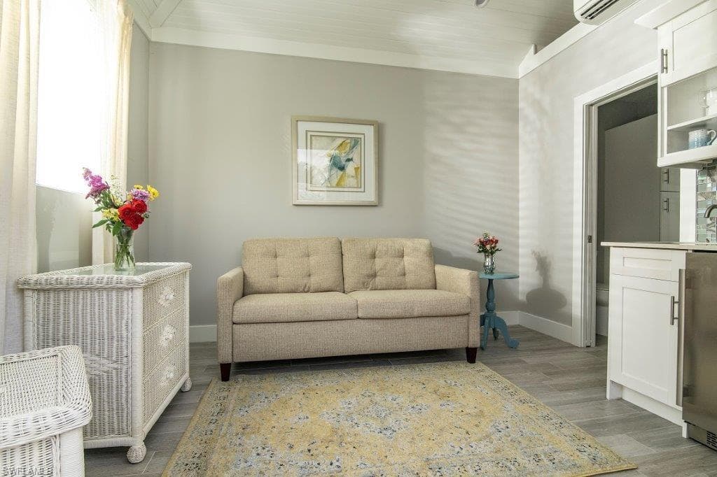 13596 Snook CIR, NAPLES FL 34114-8