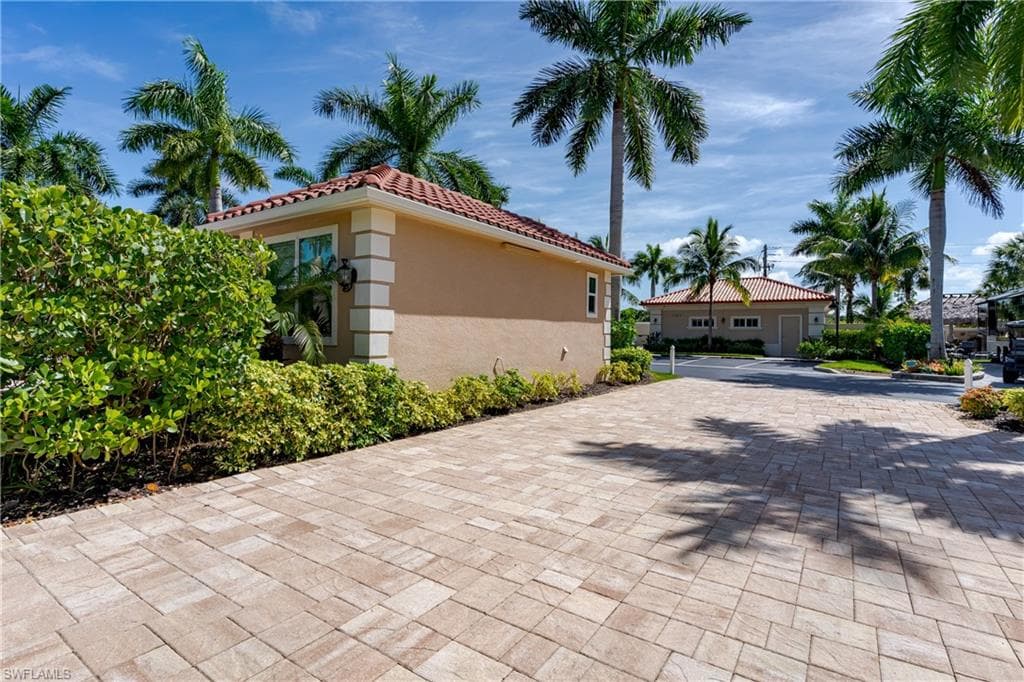 13596 Snook CIR, NAPLES FL 34114-30