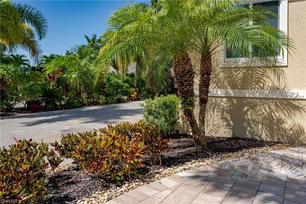 13596 Snook CIR, NAPLES FL 34114-28