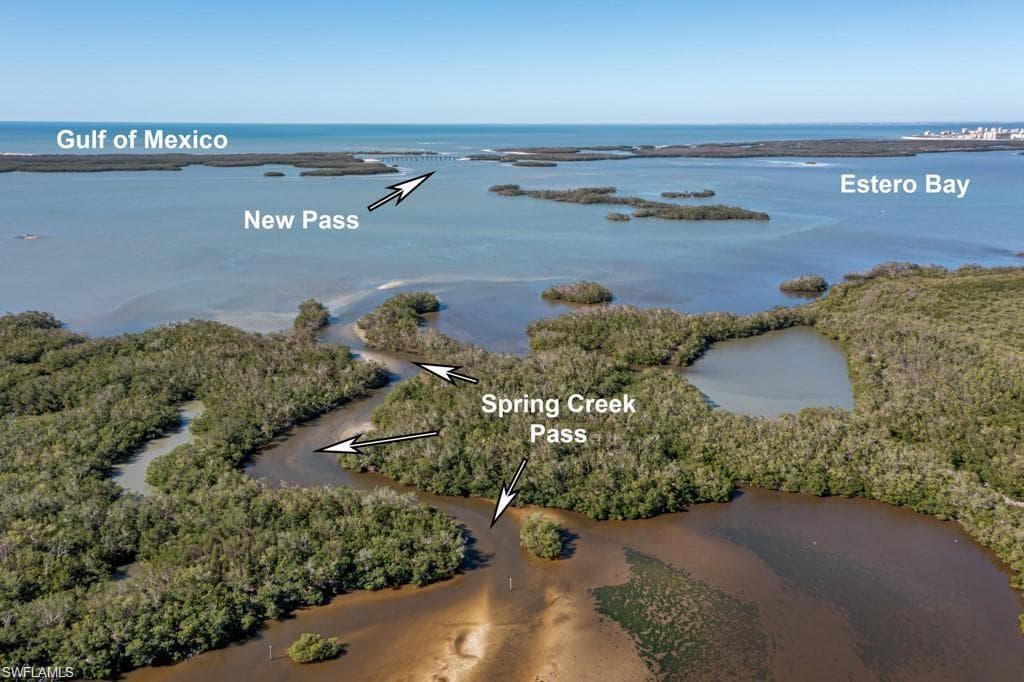 4808 Tahiti DR, BONITA SPRINGS FL 34134-2