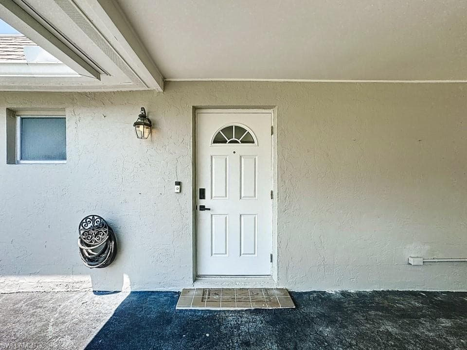 9 Knights Bridge RD # 30, NAPLES FL 34112-1
