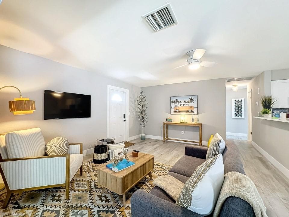 9 Knights Bridge RD # 30, NAPLES FL 34112-12