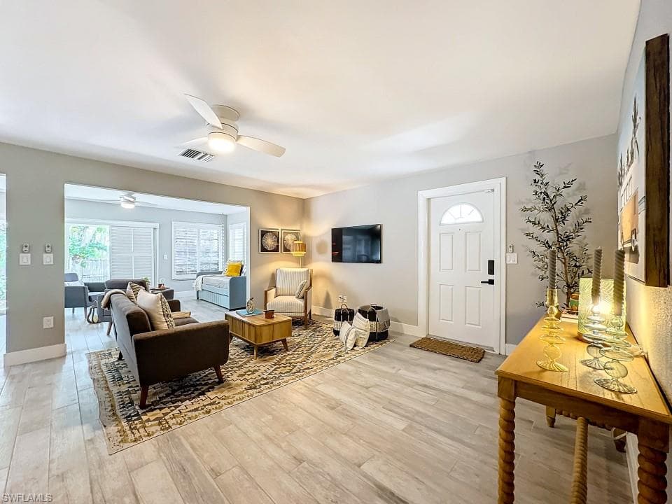 9 Knights Bridge RD # 30, NAPLES FL 34112-2