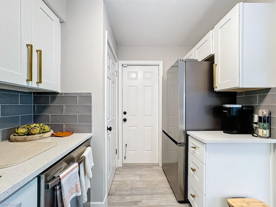 9 Knights Bridge RD # 30, NAPLES FL 34112-18