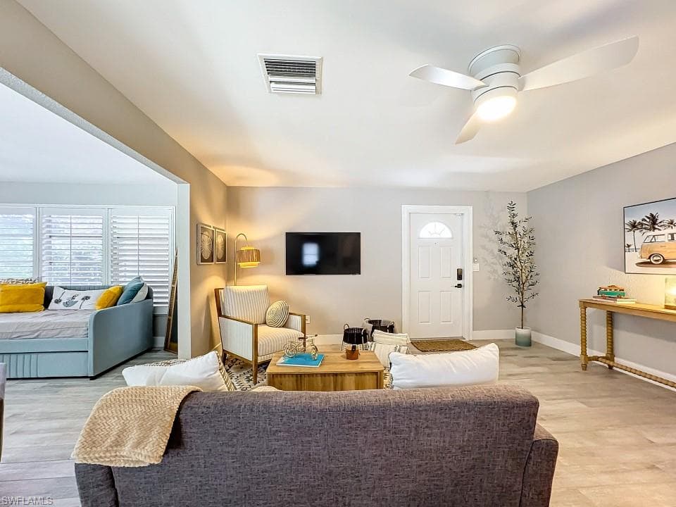 9 Knights Bridge RD # 30, NAPLES FL 34112-3