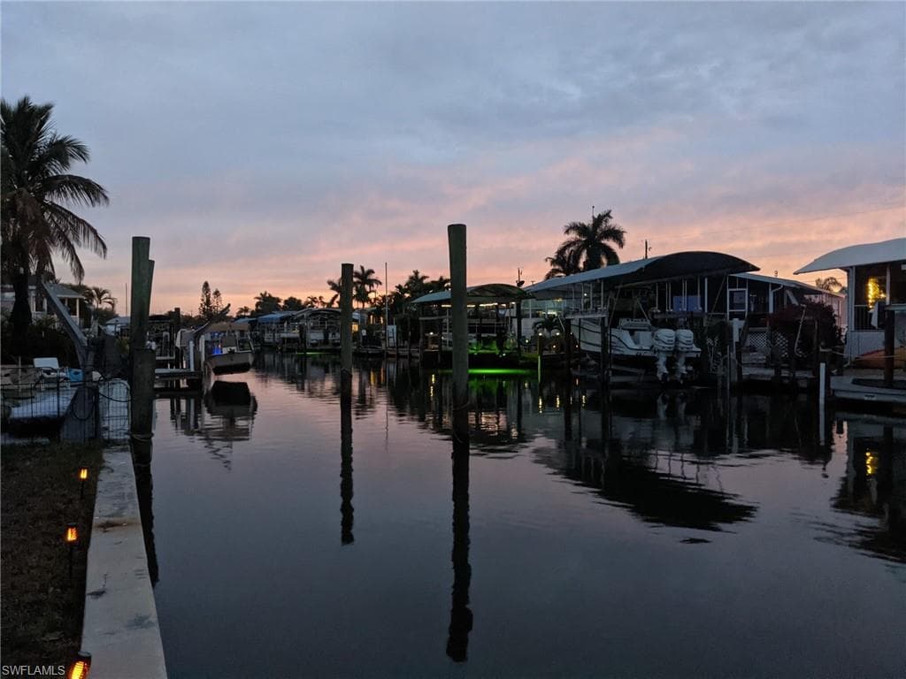 36 Emily LN, FORT MYERS BEACH FL 33931-1