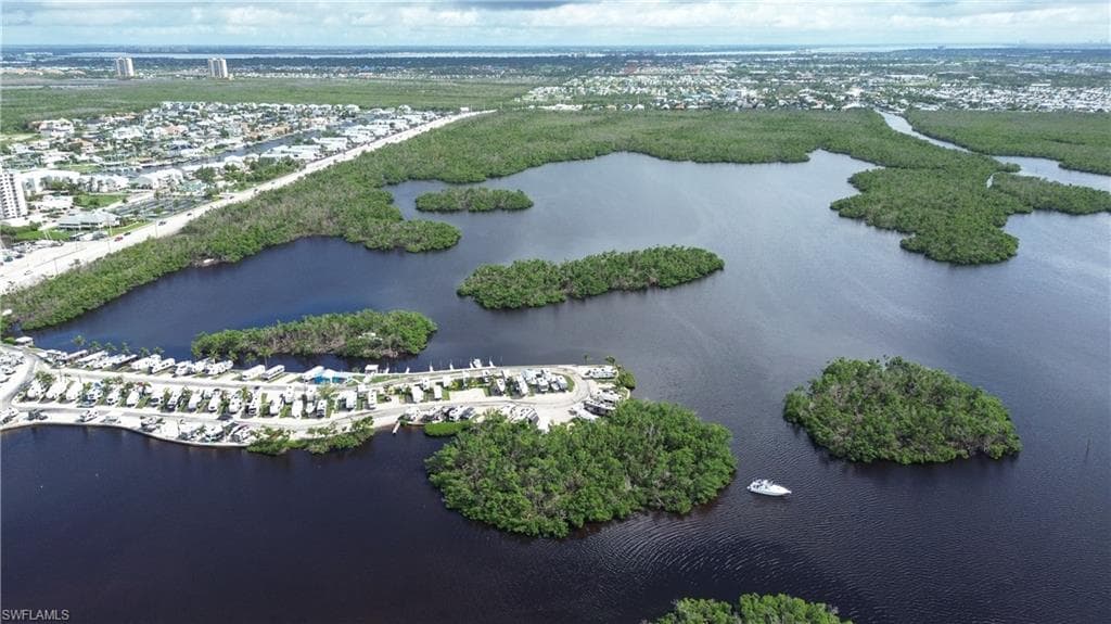 36 Emily LN, FORT MYERS BEACH FL 33931-16