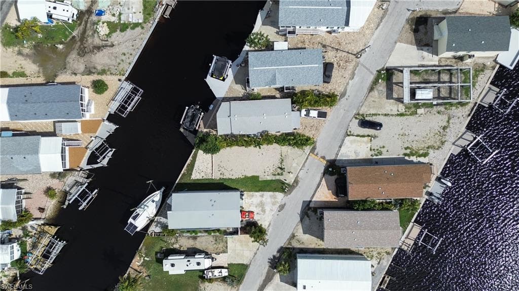 36 Emily LN, FORT MYERS BEACH FL 33931-10