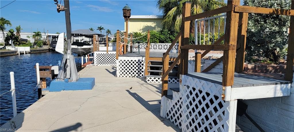 4693 Mai Kai LN, BONITA SPRINGS FL 34134-7