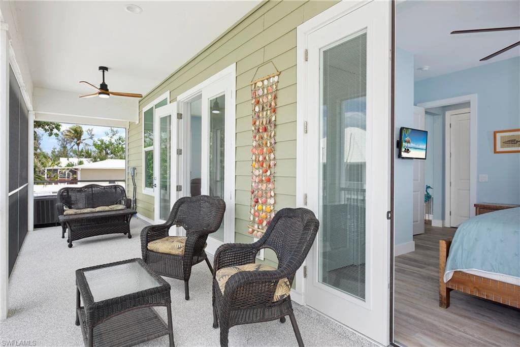 151 Chapel ST, FORT MYERS BEACH FL 33931-11