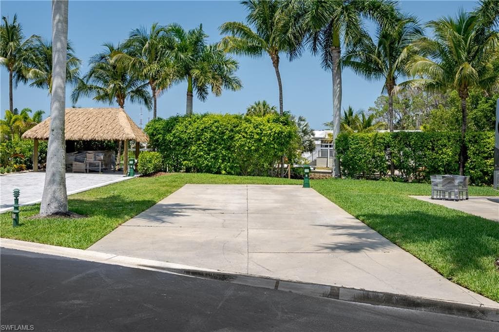 13375 Snook CIR, NAPLES FL 34114-16