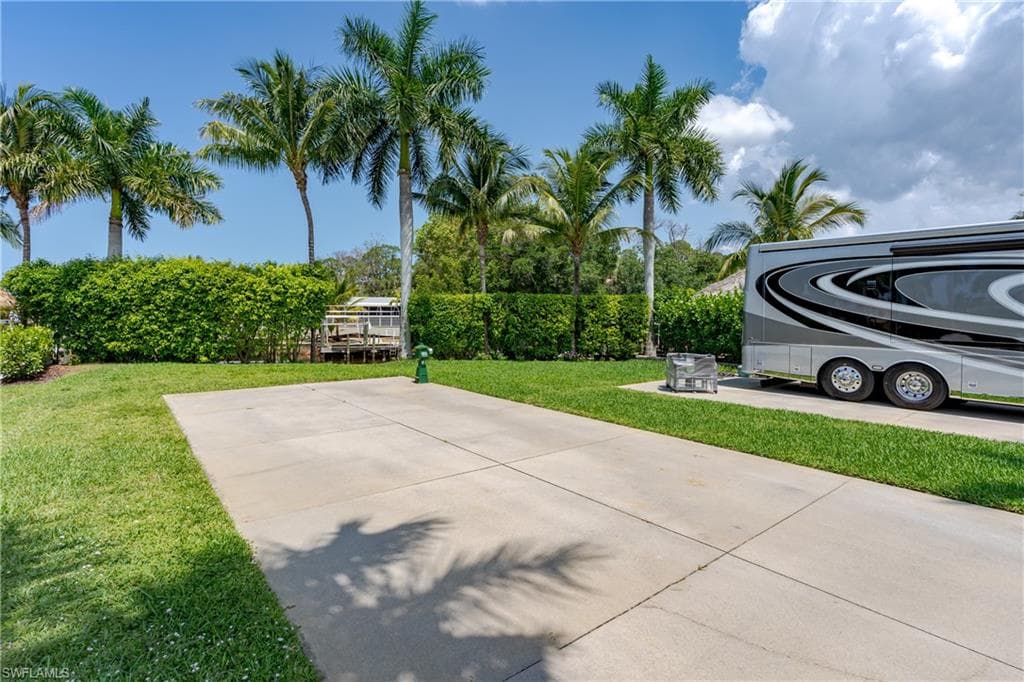 13375 Snook CIR, NAPLES FL 34114-31
