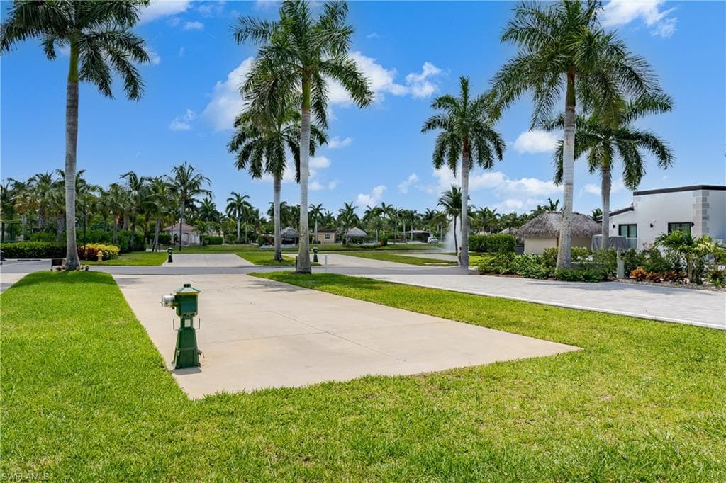13375 Snook CIR, NAPLES FL 34114-27