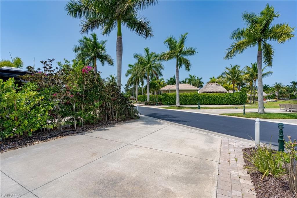 13375 Snook CIR, NAPLES FL 34114-17