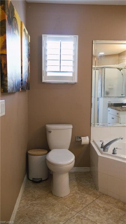 9061 Michael CIR # 2, NAPLES FL 34113-35