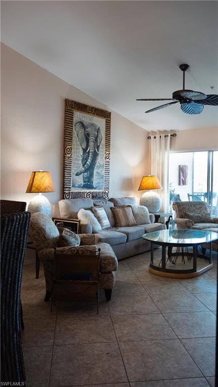 9061 Michael CIR # 2, NAPLES FL 34113-10