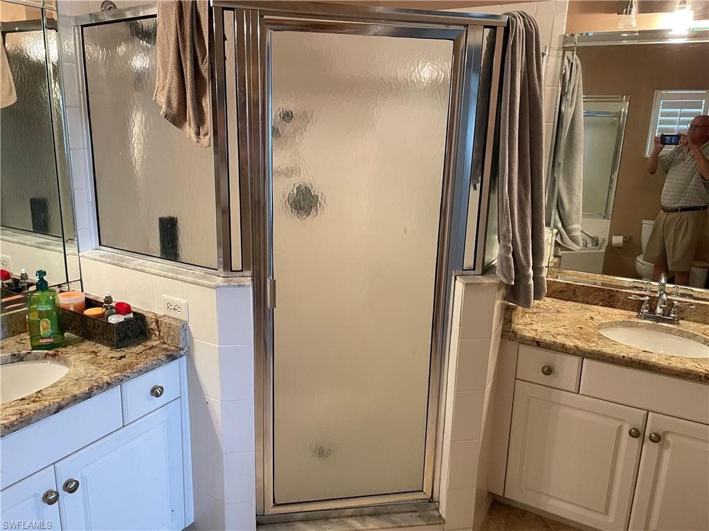 9061 Michael CIR # 2, NAPLES FL 34113-39