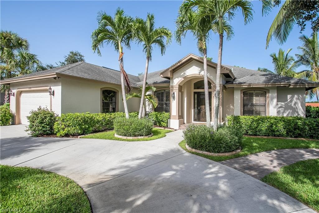 10919 Parnu ST, NAPLES FL 34109-1