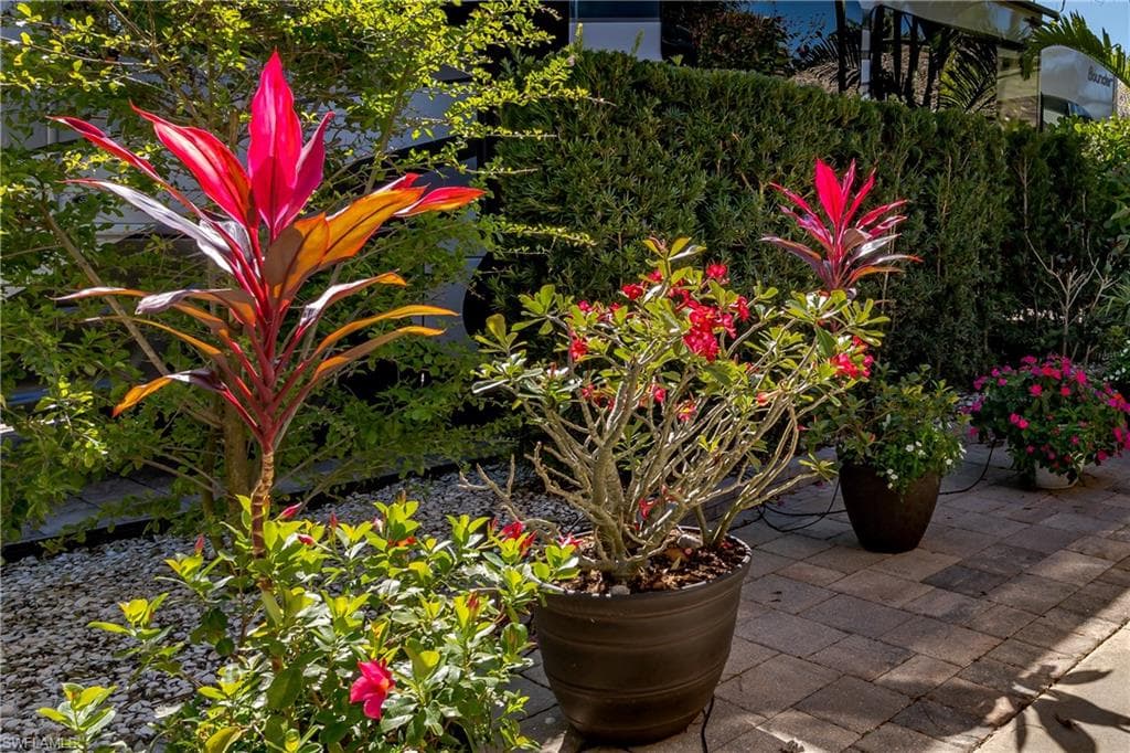 13573 Snapper LN, NAPLES FL 34114-13