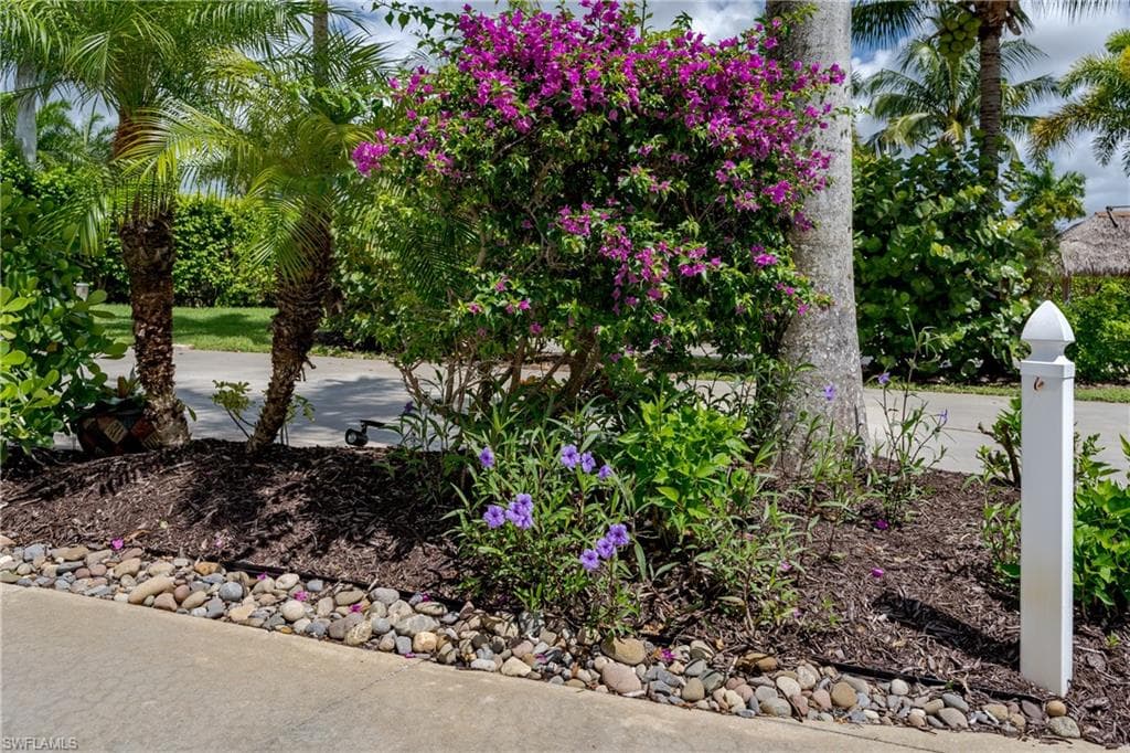 13573 Snapper LN, NAPLES FL 34114-40