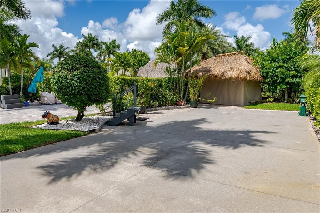 13573 Snapper LN, NAPLES FL 34114-43