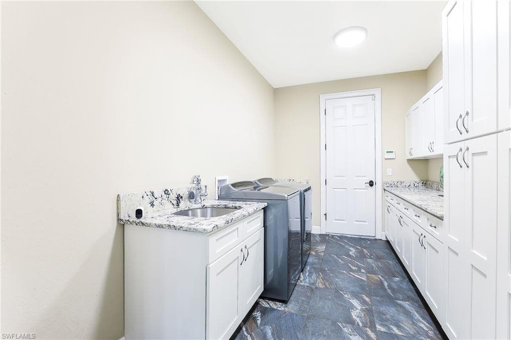 1221 La Faunce WAY, FORT MYERS FL 33919-22