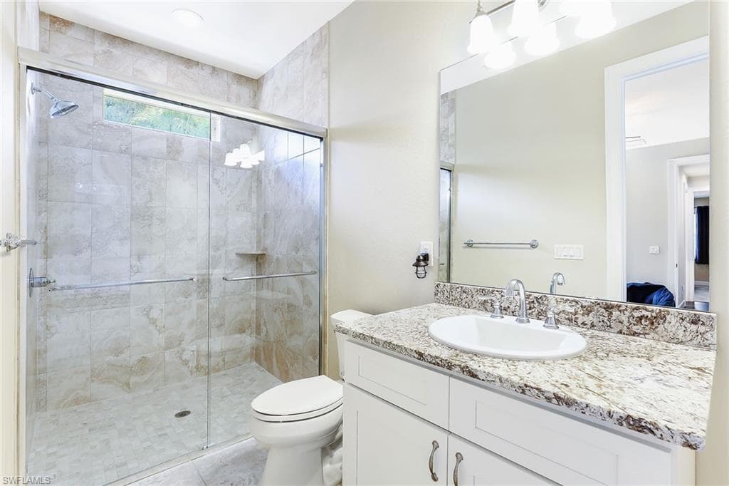 1221 La Faunce WAY, FORT MYERS FL 33919-21