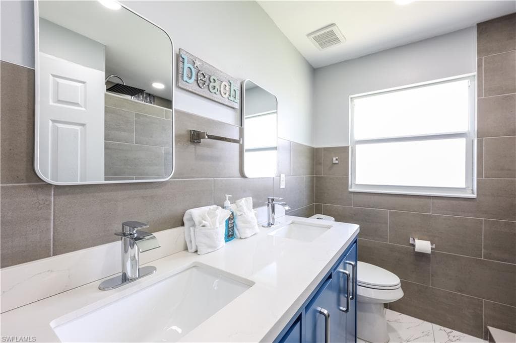 3505 SE 16th PL, CAPE CORAL FL 33904-26