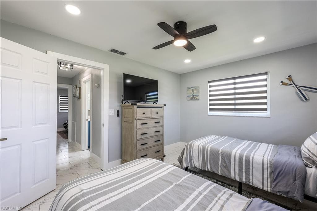 3505 SE 16th PL, CAPE CORAL FL 33904-25