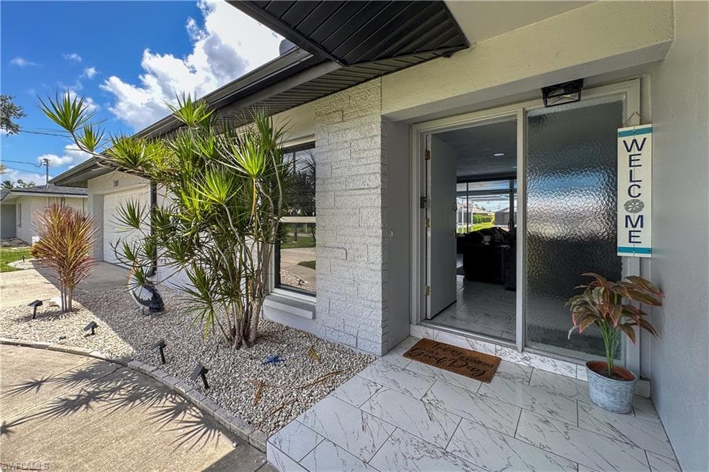 3505 SE 16th PL, CAPE CORAL FL 33904-2