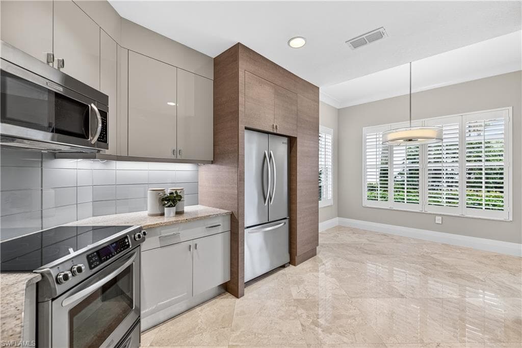 9014 Whimbrel Watch LN # 101, NAPLES FL 34109-11