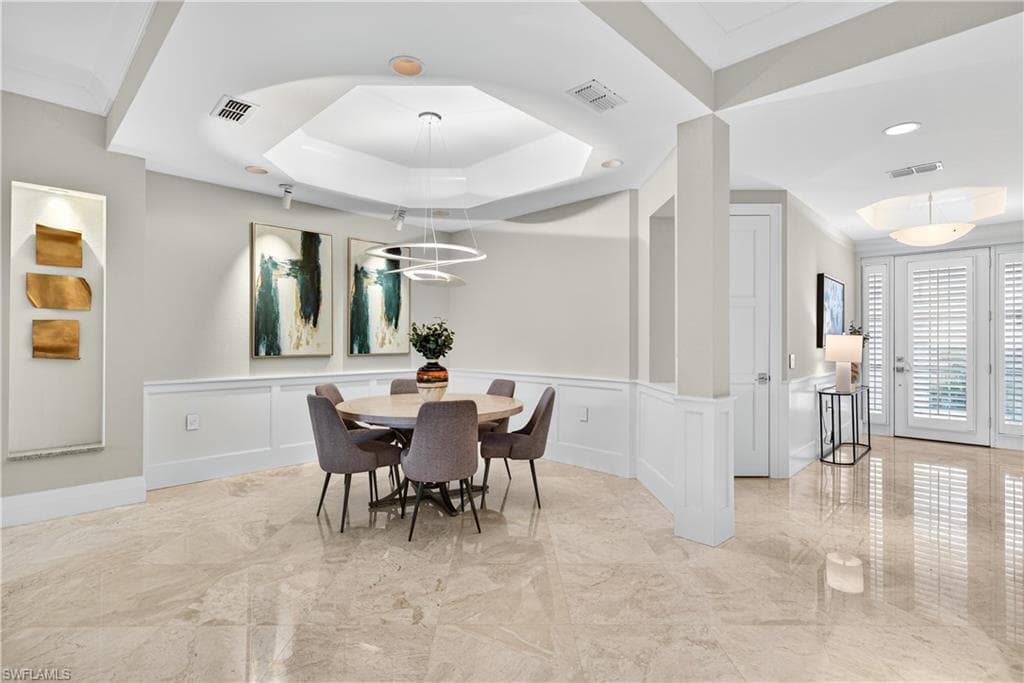 9014 Whimbrel Watch LN # 101, NAPLES FL 34109-9