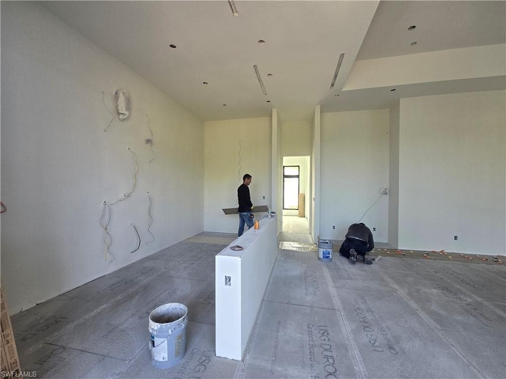 231 1st ST, BONITA SPRINGS FL 34134-5