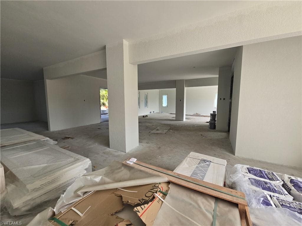 231 1st ST, BONITA SPRINGS FL 34134-17