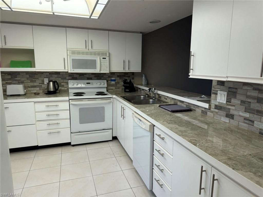 829 SW 47th TER # 204, CAPE CORAL FL 33914-7