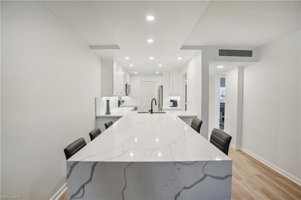 25900 Hickory BLVD # 605, BONITA SPRINGS FL 34134-12