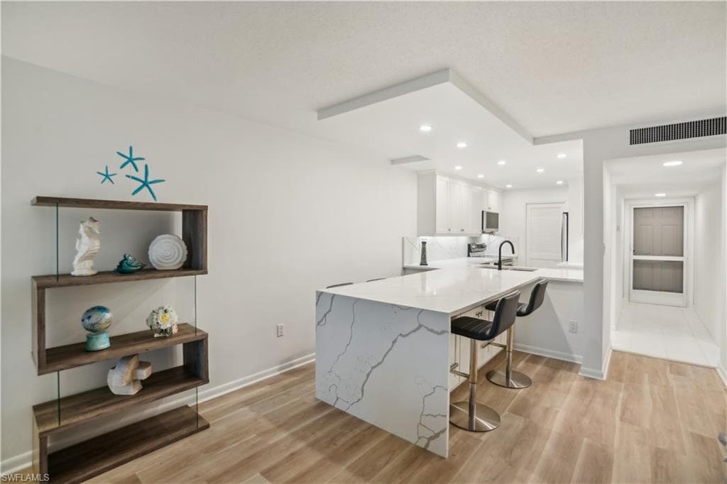 25900 Hickory BLVD # 605, BONITA SPRINGS FL 34134-18