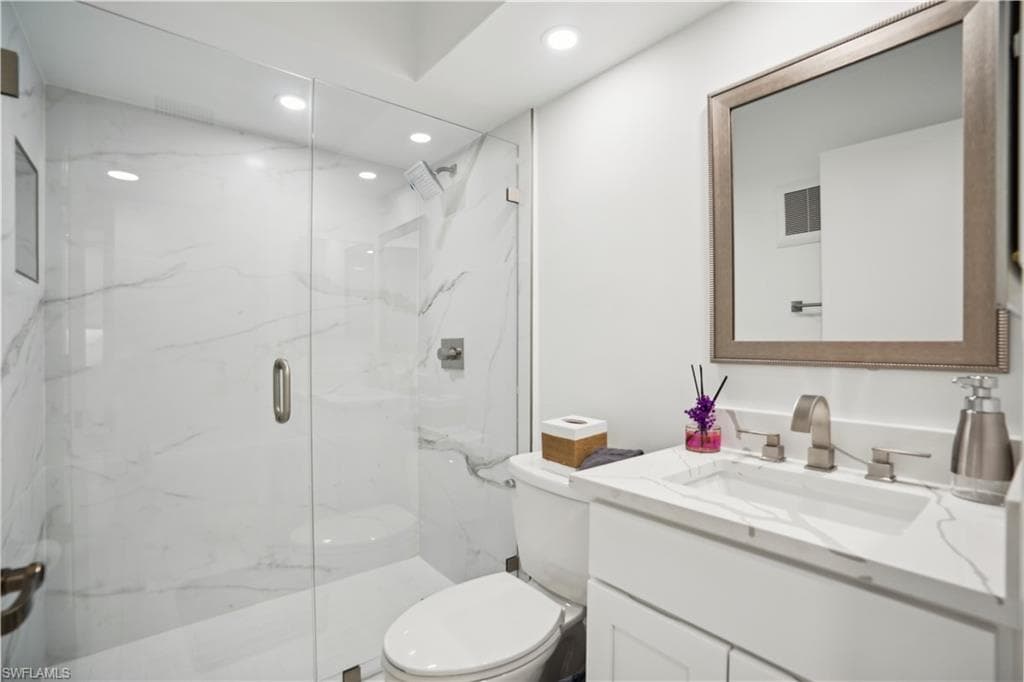 25900 Hickory BLVD # 605, BONITA SPRINGS FL 34134-30