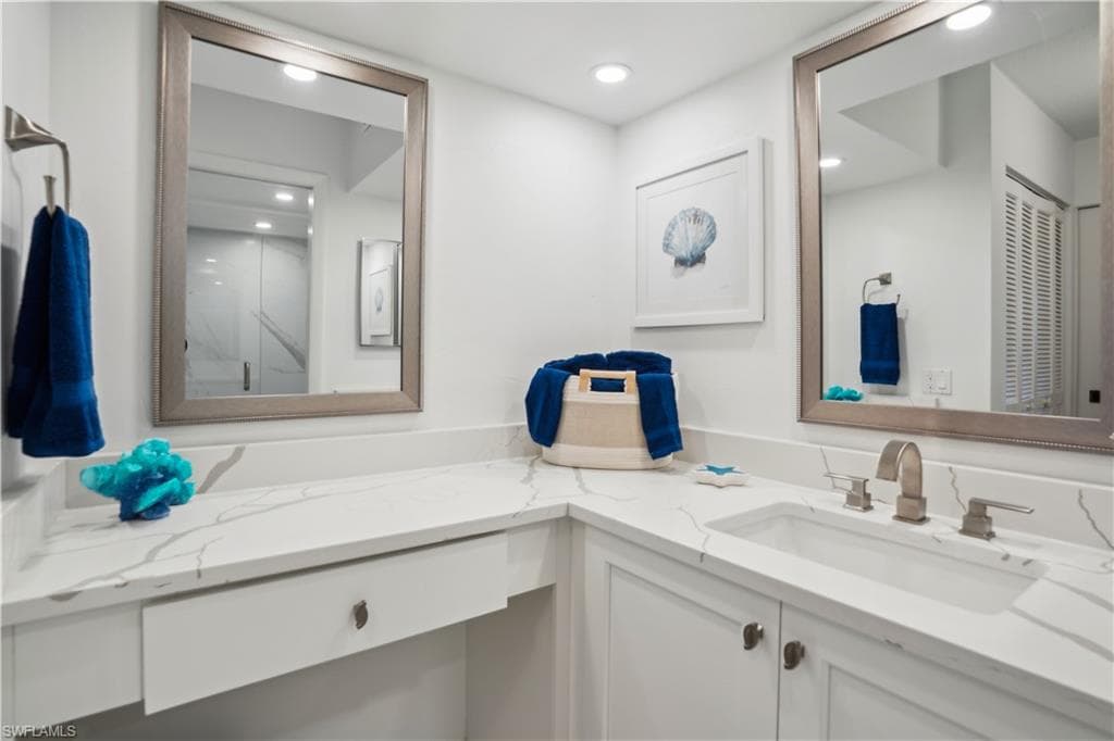 25900 Hickory BLVD # 605, BONITA SPRINGS FL 34134-24