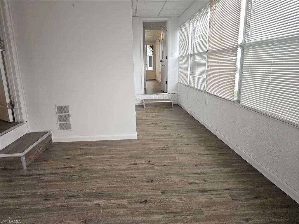 3172 Pluto CIR, NORTH FORT MYERS FL 33903-8