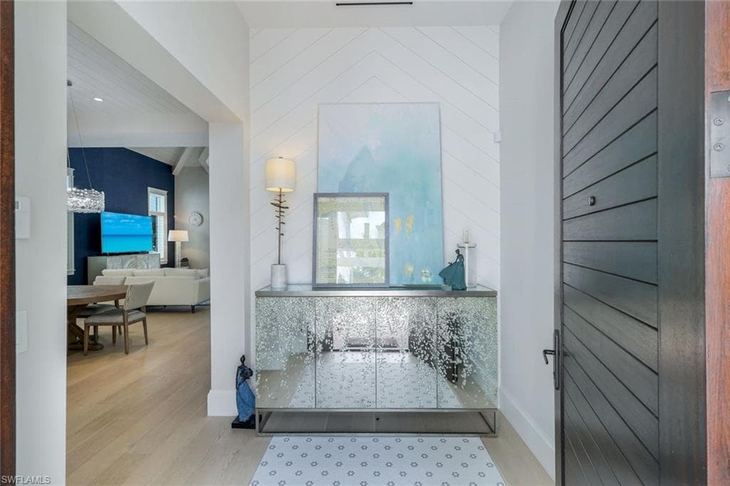 1463 2nd AVE S, NAPLES FL 34102-1